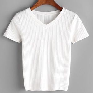 👚 white v-neck shirt